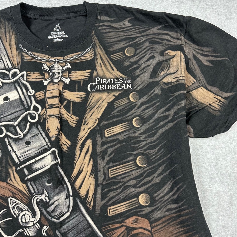 Disneyland Pirates of the‎ Caribbean Graphic T-Shirt Mens XL Black Hanes Disney